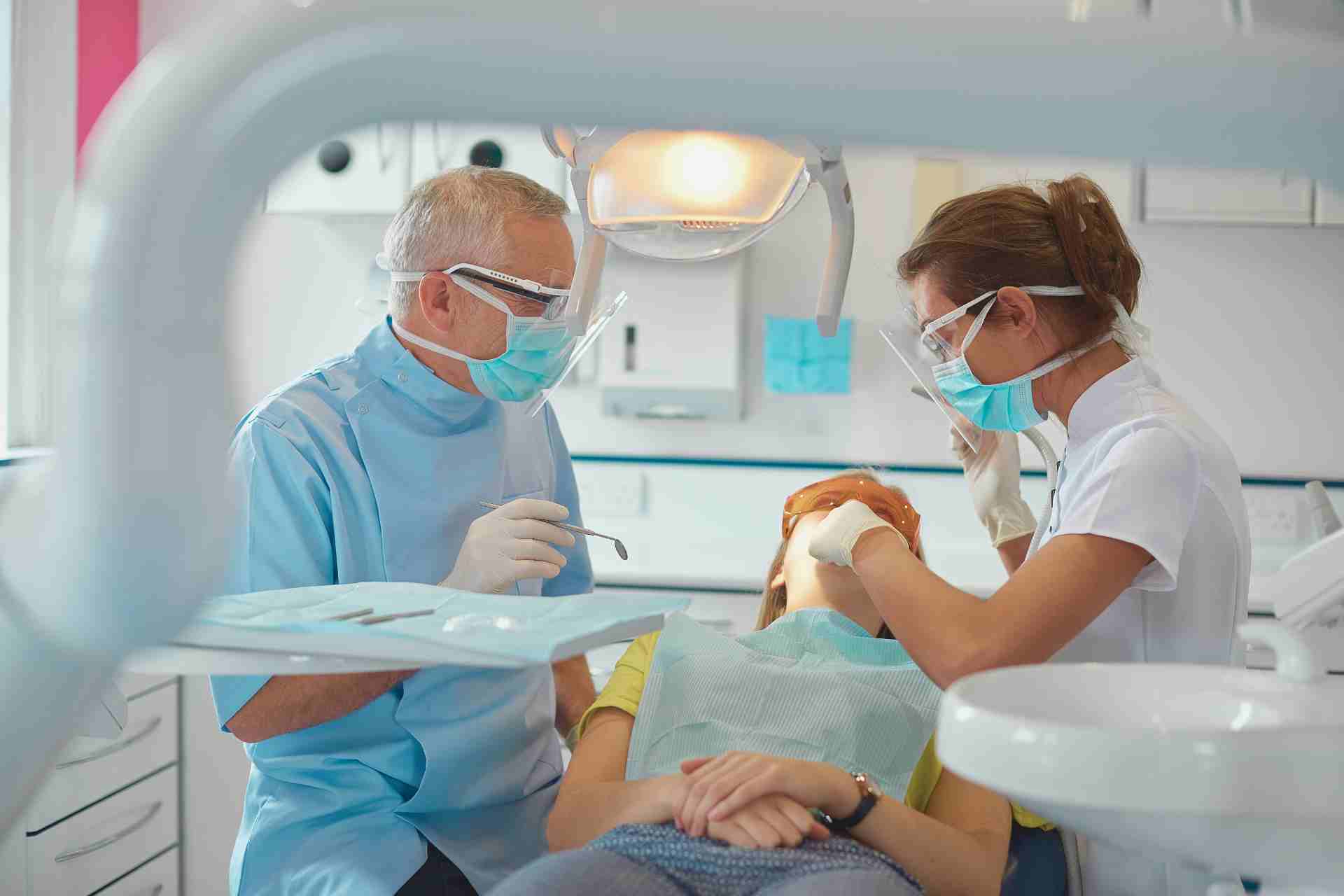 Dentist in Camuy, PR